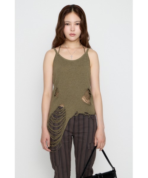 LAGUA GEM（ラグアジェム）の「CRASH KNIT CAMI トップス（キャミソール・レディース・オフホワイト/ブラック/カーキ・FREE）」の21枚目の写真