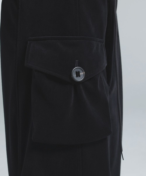 Y-3(ワイスリー)の「Y-3 VELVET CORDUROY UTILITY SKIRT(スカート・レディース・ブラック・MEDIUM/XX-SMALL/X-SMALL/SMALL)」の4枚目の写真