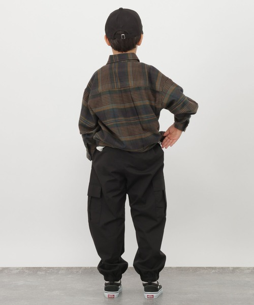 GLOBAL WORK(グローバルワーク)の「スゴラクストレッチカーゴパンツ/1054503(カーゴパンツ・キッズ・ブラック/ベージュ/カーキ・130cm/140cm/150cm/160cm)」の5枚目の写真