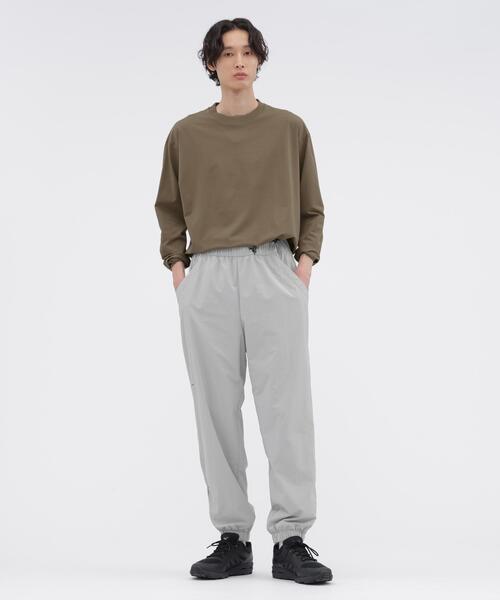 MARGARET HOWELL(マーガレットハウエル)の「RECYCLED NYLON LIGHTWEIGHT RIP STOP TROUSERS(その他パンツ・メンズ・ネイビー系1/グレー系その他・MEDIUM/X-LARGE/LARGE)」の3枚目の写真