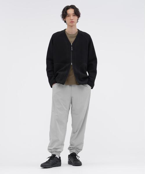 MARGARET HOWELL(マーガレットハウエル)の「RECYCLED NYLON LIGHTWEIGHT RIP STOP TROUSERS(その他パンツ・メンズ・ネイビー系1/グレー系その他・MEDIUM/X-LARGE/LARGE)」の4枚目の写真
