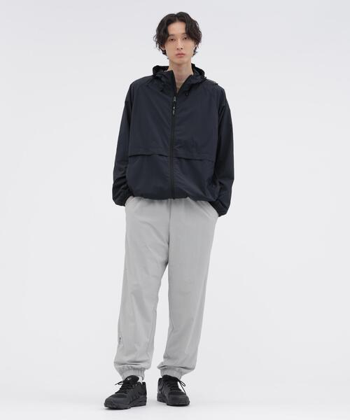 MARGARET HOWELL(マーガレットハウエル)の「RECYCLED NYLON LIGHTWEIGHT RIP STOP TROUSERS(その他パンツ・メンズ・ネイビー系1/グレー系その他・MEDIUM/X-LARGE/LARGE)」の5枚目の写真