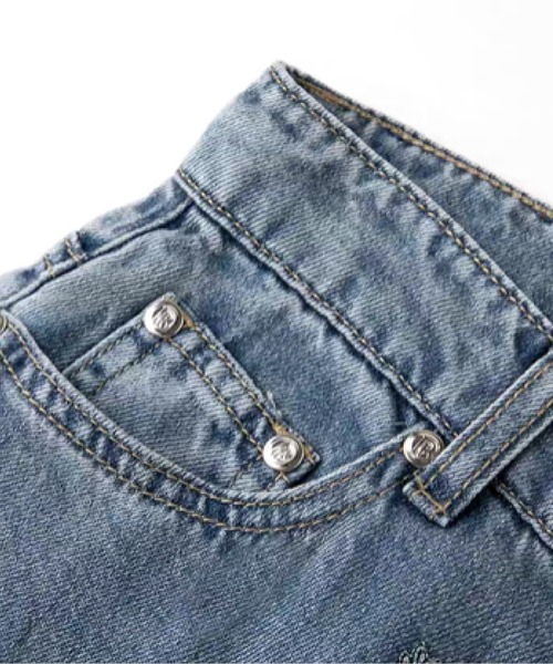 les fees love filles(レフェラブフィユ)の「Floral Embroidery Denim Pants(デニムパンツ・レディース・ブルー・SMALL/MEDIUM/LARGE/X-LARGE)」の3枚目の写真