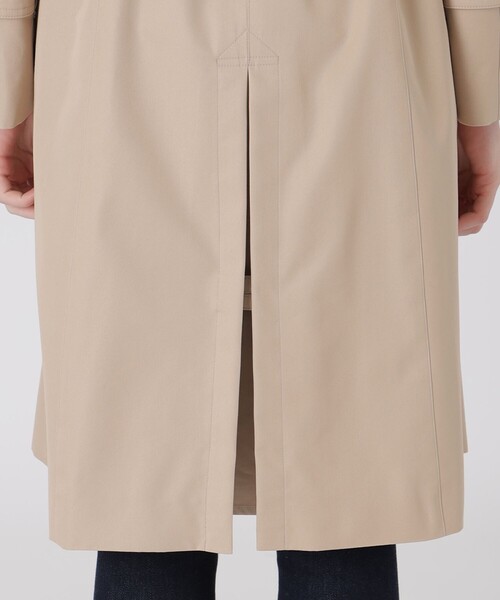 BLUE LABEL CRESTBRIDGE(ブルーレーベルクレストブリッジ)の「ライトギャバジントレンチコート(トレンチコート・レディース・ベージュ・38/40/36)」の9枚目の写真