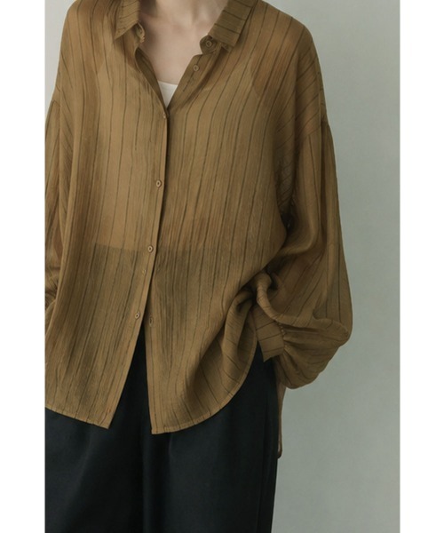 marjour（マージュール）の「SHEER CRINKLE STRIPE SHIRT（シャツ/ブラウス・レディース・ブラウン・M）」の8枚目の写真