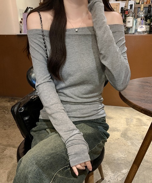 Aelina(エリナ)の「スリムフィット ハイネック インナートップス(Tシャツ/カットソー・レディース・ダークグレー/グレー・M/L)」の10枚目の写真
