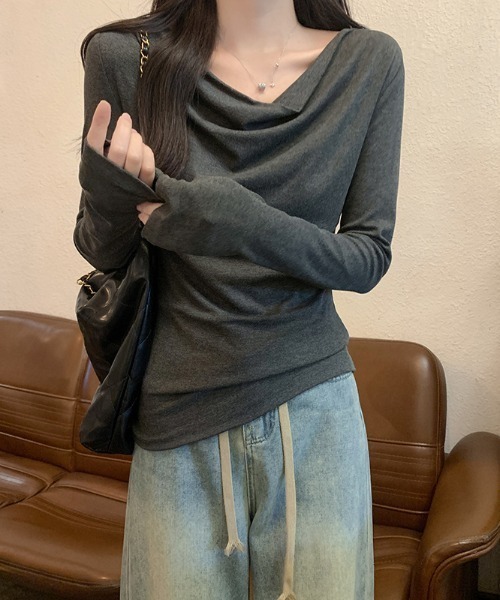 Aelina(エリナ)の「スリムフィット ハイネック インナートップス(Tシャツ/カットソー・レディース・ダークグレー/グレー・M/L)」の16枚目の写真
