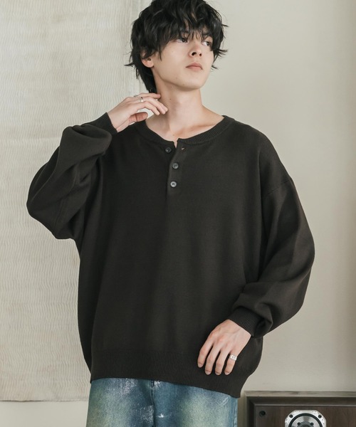 Rocky Monroe(ロッキーモンロー)の「リラックスフィット多機能ヘンリーネックニット 抗菌防臭 ストレッチ マシンウォッシャブル(ニット/セーター・メンズ・カーキ/ブラック/オフホワイト/ブラック系/グレー/ブラウン/ネイビー/チャコール・M/XL/L)」の6枚目の写真