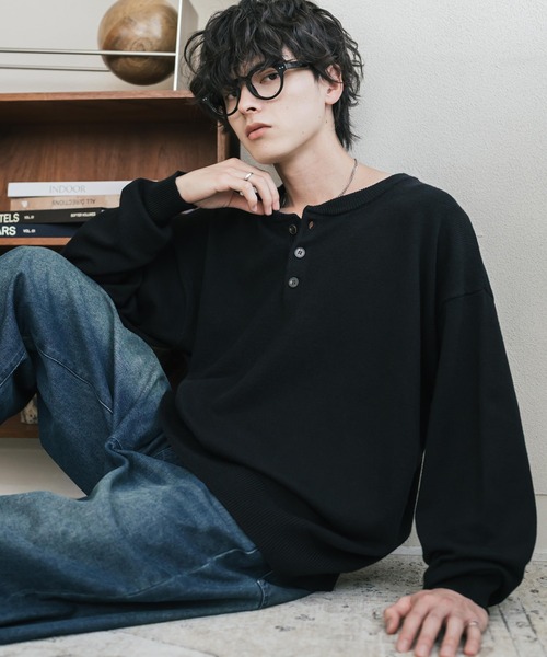 Rocky Monroe(ロッキーモンロー)の「リラックスフィット多機能ヘンリーネックニット 抗菌防臭 ストレッチ マシンウォッシャブル(ニット/セーター・メンズ・カーキ/ブラック/オフホワイト/ブラック系/グレー/ブラウン/ネイビー/チャコール・M/XL/L)」の1枚目の写真