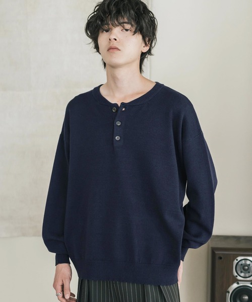 Rocky Monroe(ロッキーモンロー)の「リラックスフィット多機能ヘンリーネックニット 抗菌防臭 ストレッチ マシンウォッシャブル(ニット/セーター・メンズ・カーキ/ブラック/オフホワイト/ブラック系/グレー/ブラウン/ネイビー/チャコール・M/XL/L)」の10枚目の写真