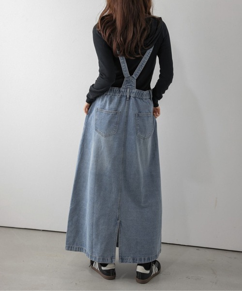 AMELY(エミリー)の「デニムジャンパースカート/ヴィンテージライク/ロング(ジャンパースカート・レディース・ブルー/ダークブルー・フリー)」の6枚目の写真