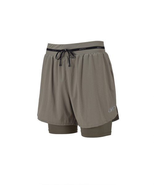 BORN TO WIN（ボーントゥウィン）の「SYMBOL B ACTIVE 2 IN 1 SHORTS [BEIGE]（その他パンツ・メンズ・その他・1/2/3）」の2枚目の写真