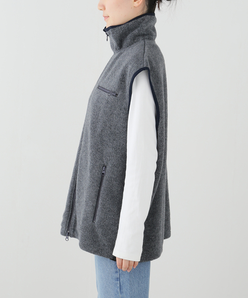 journal standard L'essage(ジャーナルスタンダードレサージュ)の「INSCRIRE/アンスクリア Fleece Vest ベスト(ブルゾン・レディース・グレー・MEDIUM)」の2枚目の写真