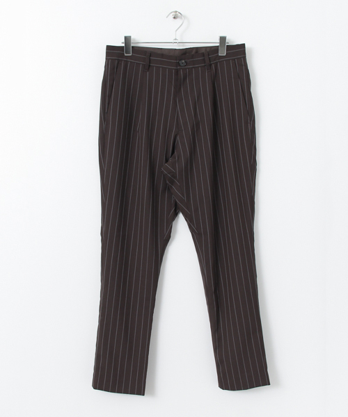 URBAN RESEARCH(アーバンリサーチ)の「UR ストライプタックテーパードパンツ(スラックス・メンズ・ネイビー/ブラウン・LARGE/MEDIUM)」の12枚目の写真