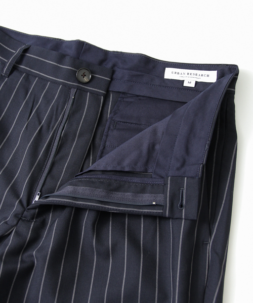 URBAN RESEARCH(アーバンリサーチ)の「UR ストライプタックテーパードパンツ(スラックス・メンズ・ネイビー/ブラウン・LARGE/MEDIUM)」の15枚目の写真