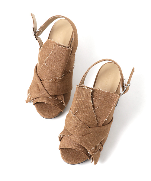 WEGO(ウィゴー)の「DISPARK/ノットデザインサンダル(サンダル・レディース・その他1/レッド/キャメル/グリーン・LARGE/MEDIUM)」の8枚目の写真