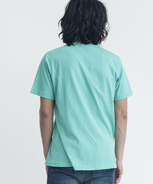 NO ID.(ノーアイディ)の「mt4461-C天竺C-N-T Tシャツ(Tシャツ/カットソー・メンズ・ホワイト/グリーン/ブルー/ネイビー/イエロー/ピンク・1/2)」の19枚目の写真