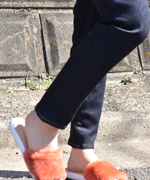 EMU emu エミュー Altona ムートン ファー サンダル 7 24cm マッシュルーム 新品 タグ付 箱入 ファーサンダル emu エミュ Altona アルトナ W11876