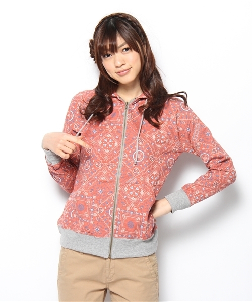 チチカカ（チチカカ）の「バンダナパーカー（パーカー・レディース・レッド/ブルー/イエロー・MEDIUM/LARGE）」の12枚目の写真