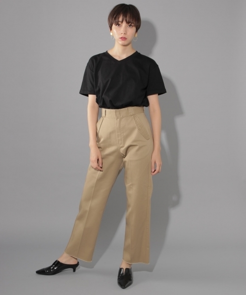 PAGEBOY(ページボーイ)の「VネックユルTシャツ(Tシャツ/カットソー・レディース・ブラック/オフホワイト/スモークグレー/ホワイト系その他・FREE)」の9枚目の写真