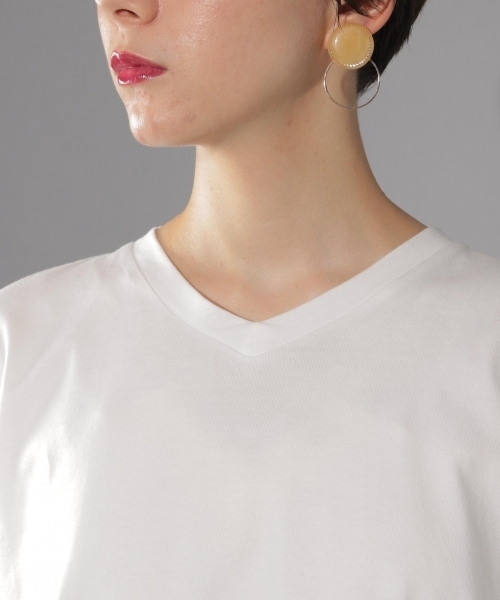 PAGEBOY(ページボーイ)の「VネックユルTシャツ(Tシャツ/カットソー・レディース・ブラック/オフホワイト/スモークグレー/ホワイト系その他・FREE)」の14枚目の写真