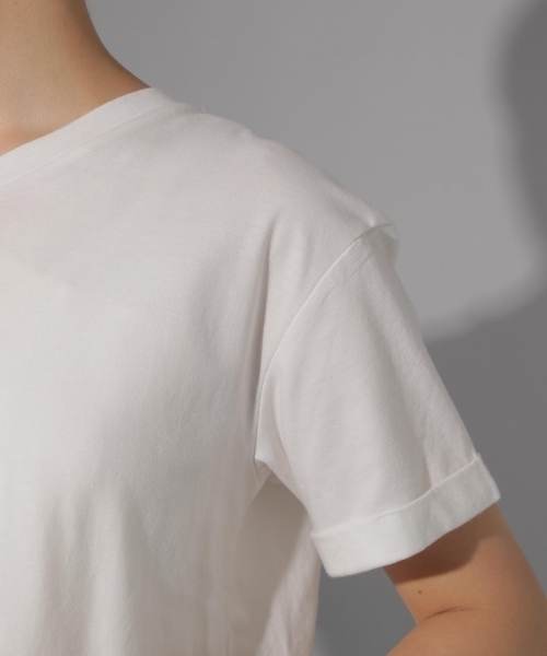 PAGEBOY(ページボーイ)の「VネックユルTシャツ(Tシャツ/カットソー・レディース・ブラック/オフホワイト/スモークグレー/ホワイト系その他・FREE)」の15枚目の写真