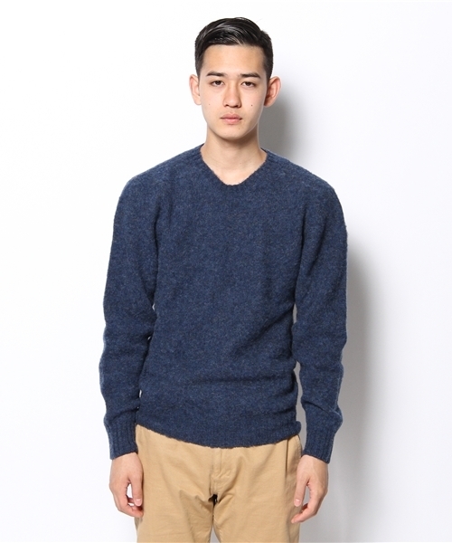 SHIPS（シップス）の「SA: スコットランド製　シャギードッグ クルーネックニット（ニット/セーター・メンズ・ピンク/ワイン/ネイビー/グレー/キャメル/オレンジ/グリーン/ブルー・SMALL/LARGE/MEDIUM/X-LARGE）」の17枚目の写真