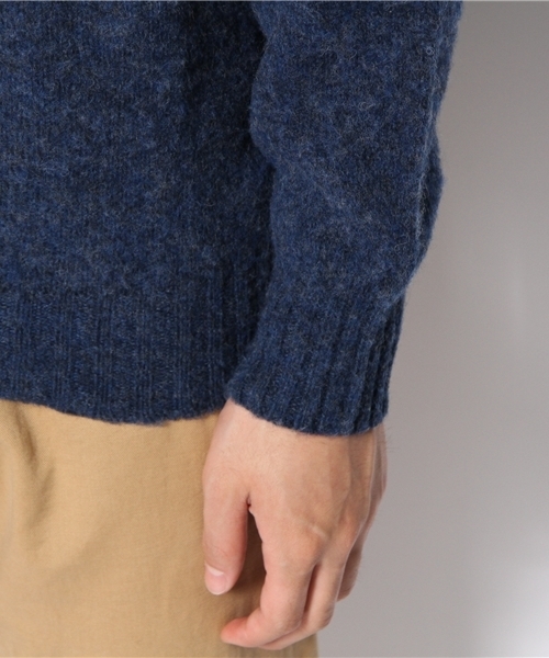 SHIPS（シップス）の「SA: スコットランド製　シャギードッグ クルーネックニット（ニット/セーター・メンズ・ピンク/ワイン/ネイビー/グレー/キャメル/オレンジ/グリーン/ブルー・SMALL/LARGE/MEDIUM/X-LARGE）」の21枚目の写真