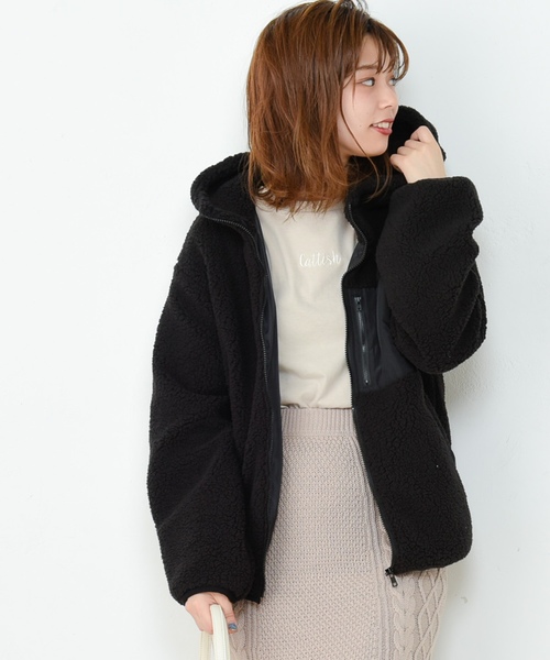 natural couture(ナチュラルクチュール)の「ボアフードブルゾン(ブルゾン・レディース・アイボリー/ブラック/ピンク/レッド・FREE)」の11枚目の写真