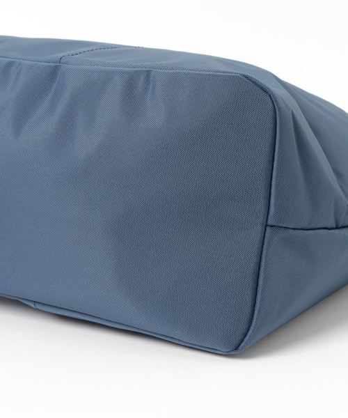 Legato Largo（レガートラルゴ）の「【Legato Largo】レガートラルゴ 撥水ポリキャンバス10ポケショルダーバッグ（ショルダーバッグ・レディース・グレー/ブラック/ワインレッド/マスタード/ダークブルー・FREE）」の6枚目の写真