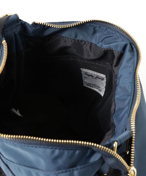 Legato Largo（レガートラルゴ）の「【Legato Largo】レガートラルゴ 撥水ポリキャンバス10ポケショルダーバッグ（ショルダーバッグ・レディース・グレー/ブラック/ワインレッド/マスタード/ダークブルー・FREE）」の7枚目の写真