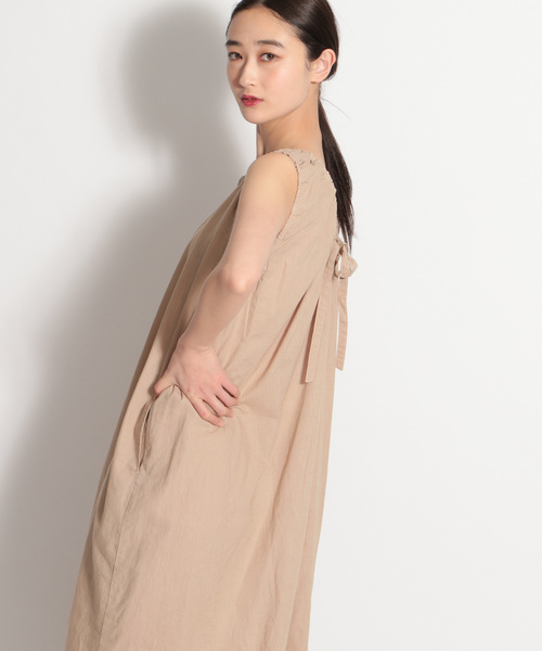 niko and...（ニコアンド）の「コットンリネンネックギャザーワンピース（ワンピース・レディース・ブラック/ベージュ/カーキ/パープル・MEDIUM/LARGE）」の18枚目の写真
