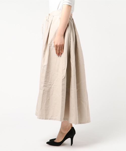OLD BETTY'S（オールドベティーズ）の「Twill Volume Long Skirt/ツイル ヴォリューム ロング スカート（スカート・レディース・ダークグレー/サンドベージュ/グリーン/マスタード・FREE）」の6枚目の写真