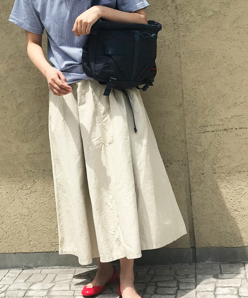 OLD BETTY'S（オールドベティーズ）の「Twill Volume Long Skirt/ツイル ヴォリューム ロング スカート（スカート・レディース・ダークグレー/サンドベージュ/グリーン/マスタード・FREE）」の10枚目の写真