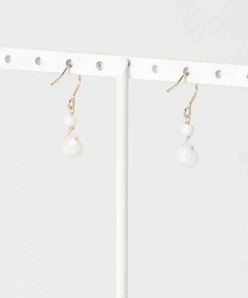 tone(トーン)の「【Mirisa】Tiny White ピアス(ピアス(両耳用)・レディース・その他・FREE)」の2枚目の写真
