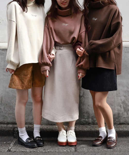 PairPair（ペアペア）の「ロゴ刺繍タートルネックプルオーバー（Tシャツ/カットソー・レディース・ブラウン系その他/ピンク系その他/ライトベージュ・FREE）」の6枚目の写真