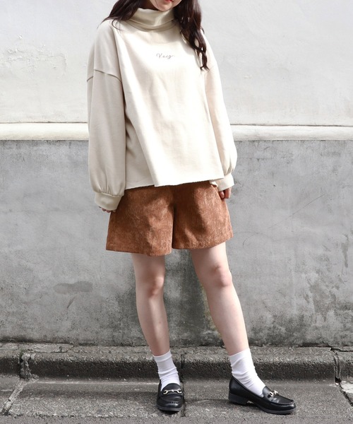 PairPair（ペアペア）の「ロゴ刺繍タートルネックプルオーバー（Tシャツ/カットソー・レディース・ブラウン系その他/ピンク系その他/ライトベージュ・FREE）」の5枚目の写真