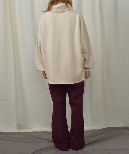 PairPair（ペアペア）の「ロゴ刺繍タートルネックプルオーバー（Tシャツ/カットソー・レディース・ブラウン系その他/ピンク系その他/ライトベージュ・FREE）」の9枚目の写真