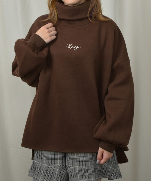 PairPair（ペアペア）の「ロゴ刺繍タートルネックプルオーバー（Tシャツ/カットソー・レディース・ブラウン系その他/ピンク系その他/ライトベージュ・FREE）」の16枚目の写真