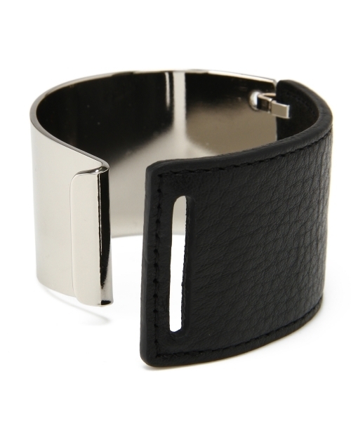 BEAUTY&YOUTH UNITED ARROWS（ビューティーアンドユースユナイテッドアローズ）の「BYMCU メタルプレートレザーブレスレット◆（ブレスレット・レディース・ブラック/ブラウン・フリー）」の4枚目の写真