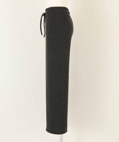 titivate(ティティベイト)の「ストレートリブパンツ(その他パンツ・レディース・ブラック/ベージュ/チャコール・M)」の17枚目の写真
