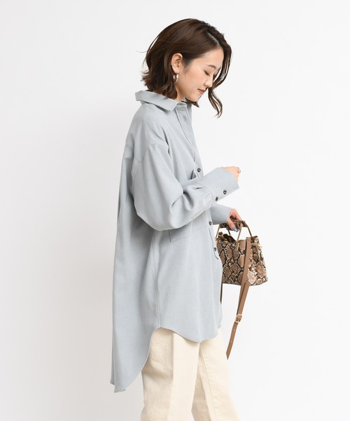 DouDou（ドゥドゥ）の「バックロングシャツ3（シャツ/ブラウス・レディース・オフホワイト/サックスブルー/ピンク・FREE）」の2枚目の写真