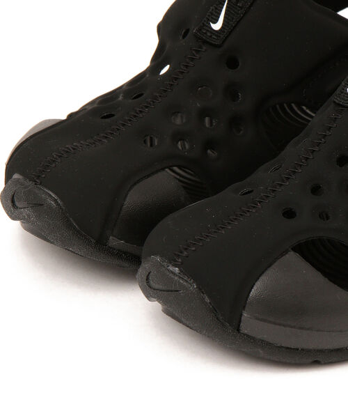 NIKE（ナイキ）の「NIKE:SUNRAY PROTECT2(17～21cm)（サンダル・キッズ・ブラック・20/18/19/21/17）」の2枚目の写真