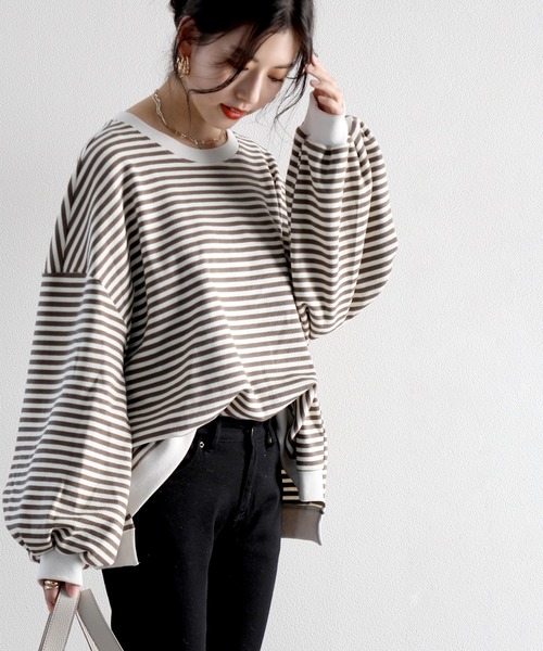 classicalelf(クラシカルエルフ)の「キッズ ゆったりルーズシルエット バルーンスリーブボーダー柄or無地トレーナー(長袖)(スウェット・キッズ・ベージュ/ブラック系その他/ブラウン系その他/アイボリー・130/140/150)」の19枚目の写真