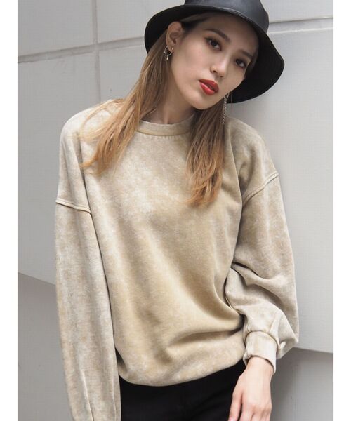 EMODA（エモダ）の「SHADINGバルキートップ（スウェット・レディース・ブラック/ベージュ/ピンク/ブルー・FREE）」の2枚目の写真