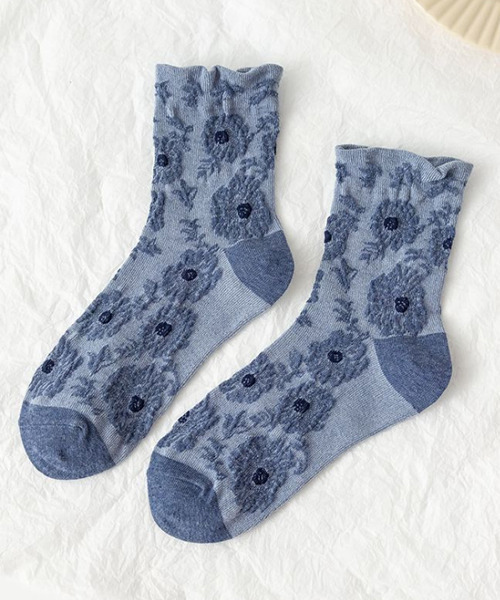 c.u.l（シーユーエル）の「【c.u.l】総柄レトロフラワー 花柄ミドル丈ソックス cula131（ソックス/靴下・レディース・ホワイト/ブラック/ブラウン/ベージュ/モカ/アイボリー/イエロー/グレー/ブラック系その他/ネイビー/イエロー系その他/イエロー系その他2/オレンジ/ブルー/ライトブラウン/ブラック系その他2/ホワイト系その他/パープル/グリーン・FREE）」の14枚目の写真