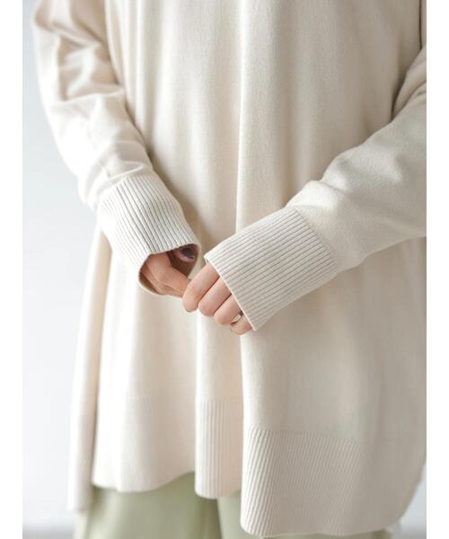 AMERICAN HOLIC（アメリカンホリック）の「Vネックイレヘムニットチュニック（ニット/セーター・レディース・ブラウン/キャメル/アイボリー/ブラック・FREE）」の19枚目の写真