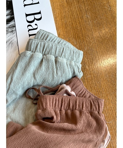 onetome（ワントゥーミー）の「シャーリングワイドパンツ（その他パンツ・レディース・ブラウン/ミント/ベージュ・S/M）」の2枚目の写真