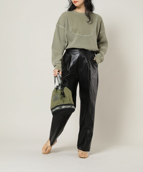 FREAK'S STORE（フリークスストア）の「フェイクレザーロングパンツ（スラックス・レディース・ブラック/ベージュ/ブラウン・SMALL/MEDIUM）」の8枚目の写真