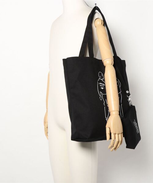 FRUIT OF THE LOOM（フルーツオブザルーム）の「FTL YU NAGABA  POUCH &  TOTE（トートバッグ・レディース・ブラック/オフホワイト・FREE）」の6枚目の写真